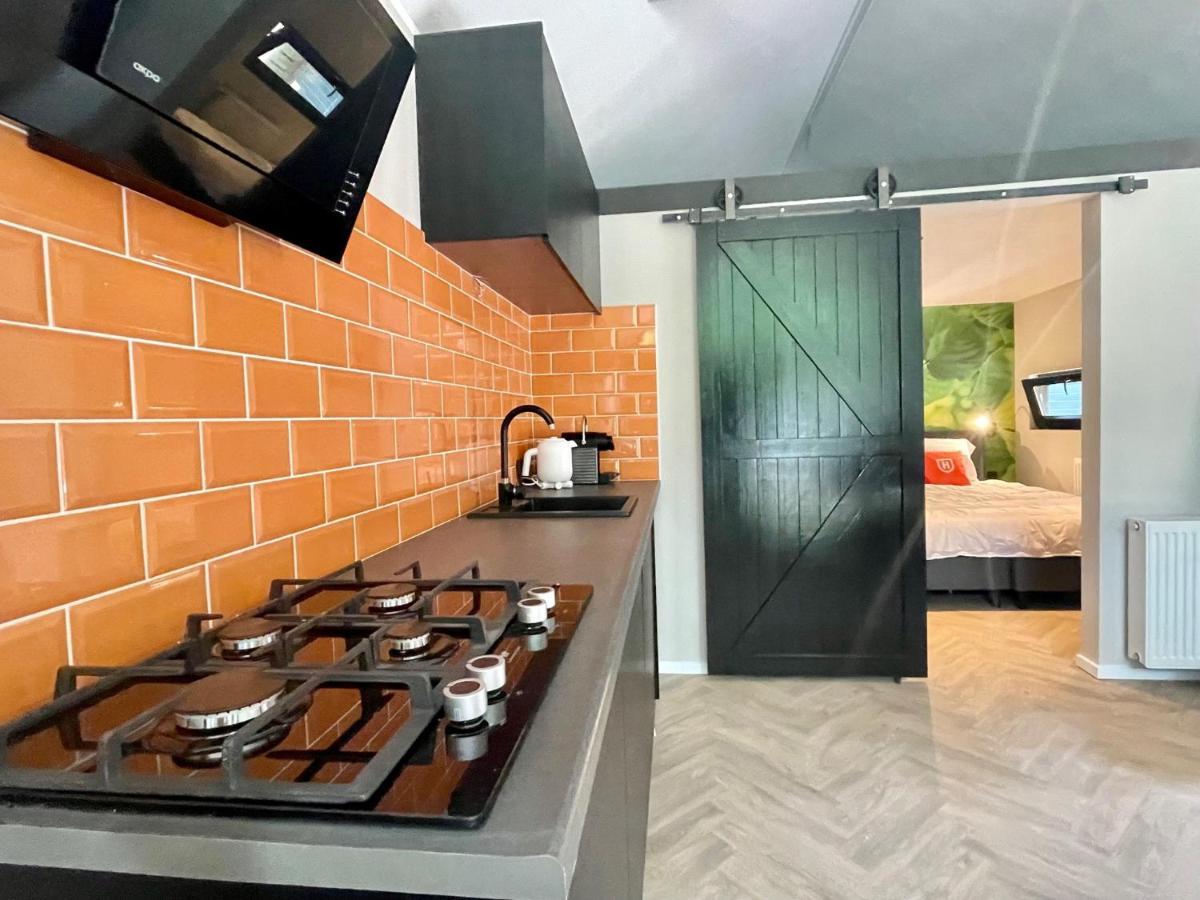 Cosy Tiny Lodges - Vakantiepark Kempenbos Diessen Eksteriør billede